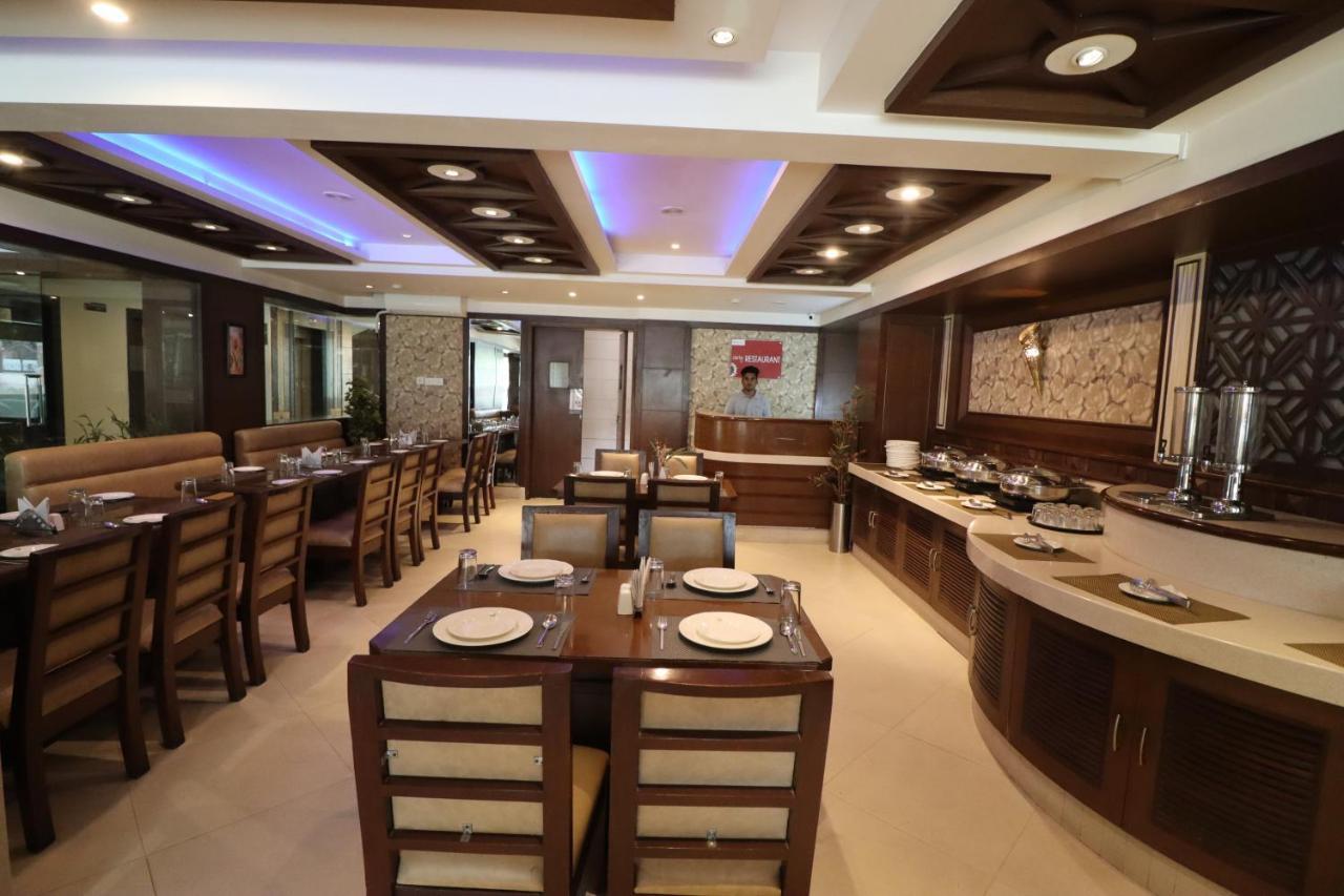 Crestmont Ashapurna Jaipur, Banipark Hotel Kültér fotó
