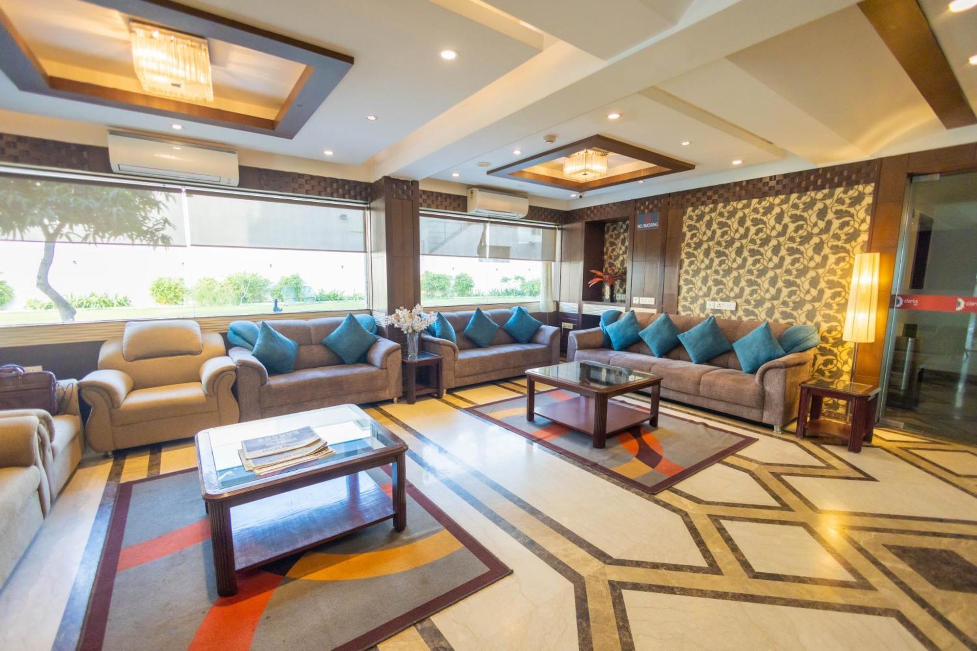 Crestmont Ashapurna Jaipur, Banipark Hotel Kültér fotó