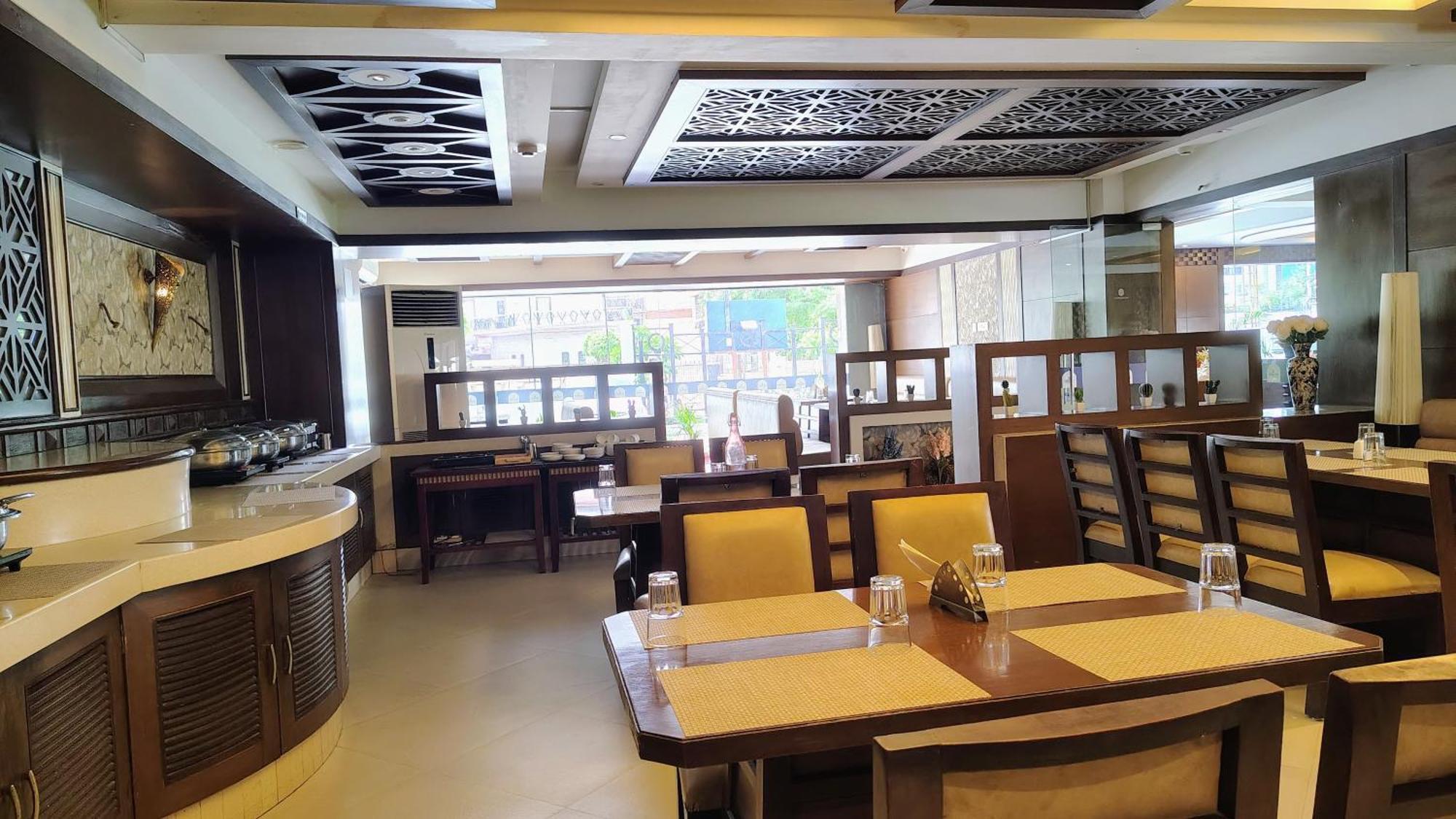 Crestmont Ashapurna Jaipur, Banipark Hotel Kültér fotó