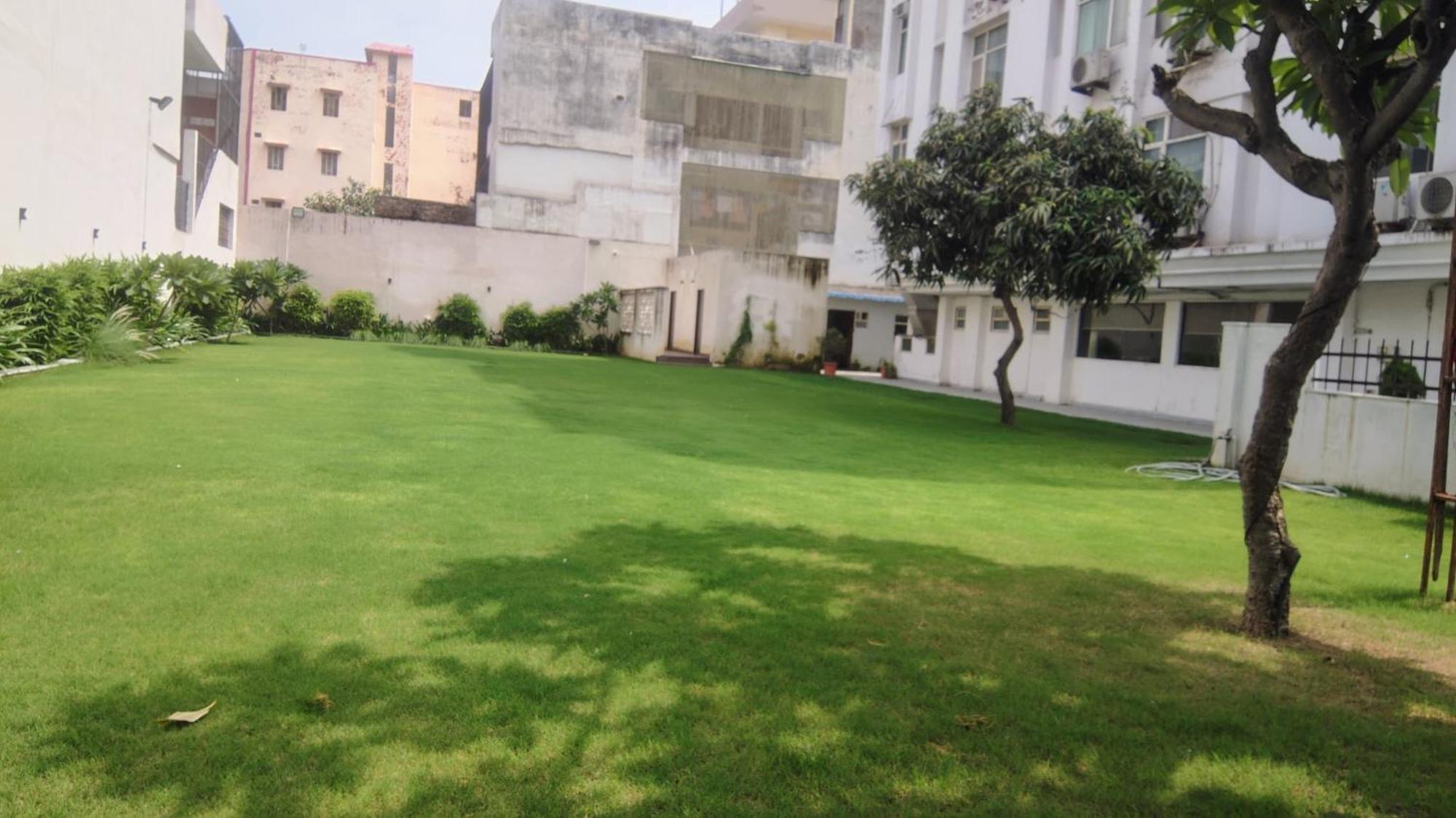 Crestmont Ashapurna Jaipur, Banipark Hotel Kültér fotó